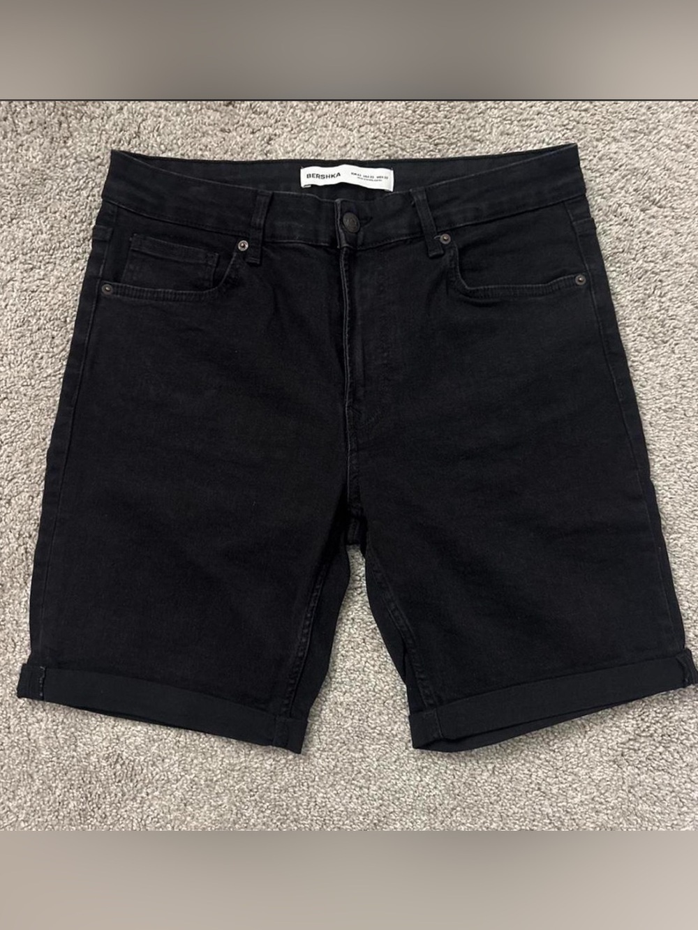 NWOT Berksha Black Shorts- Size 32 - Picture 2 of 5
